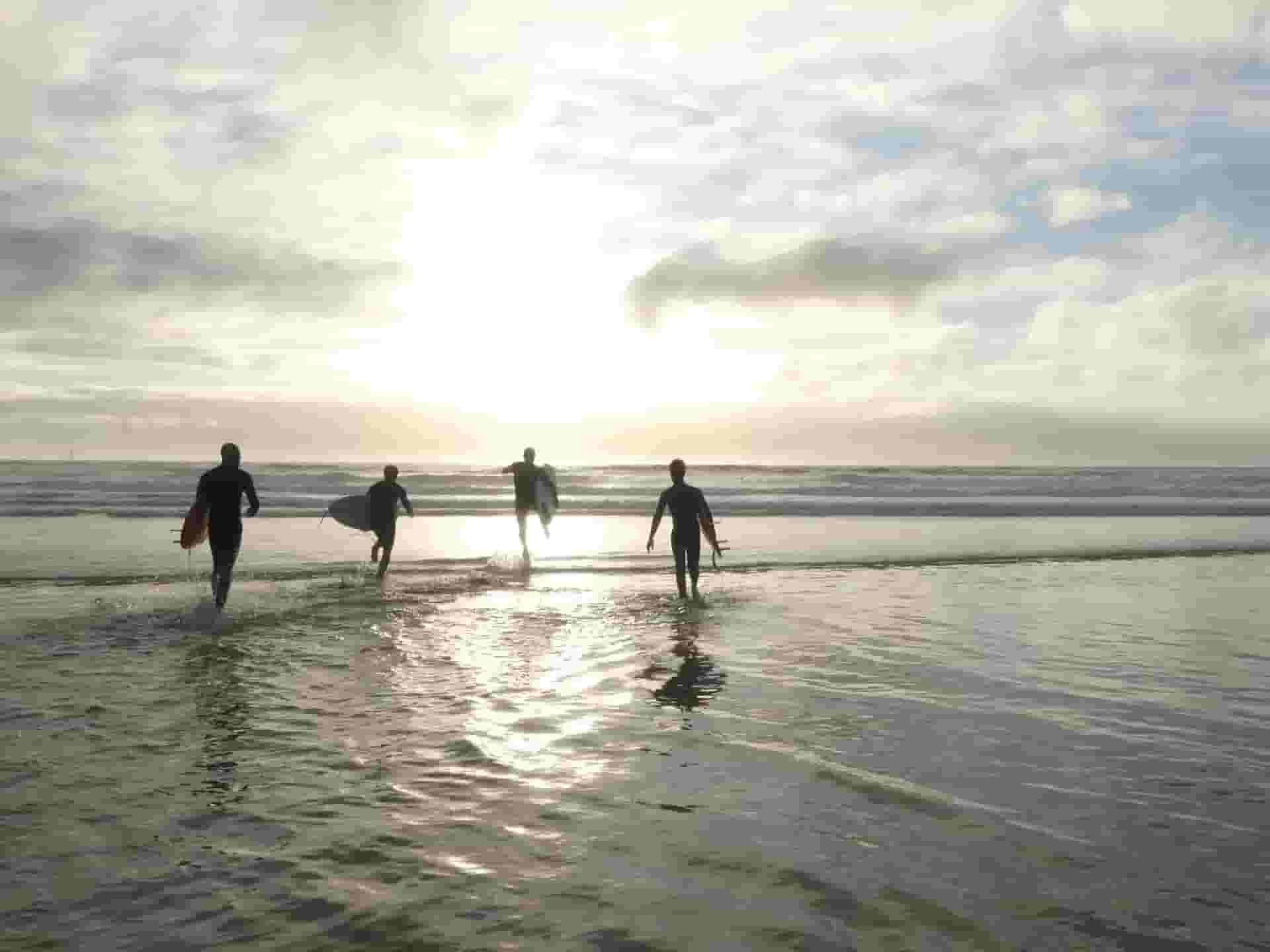 Surfers