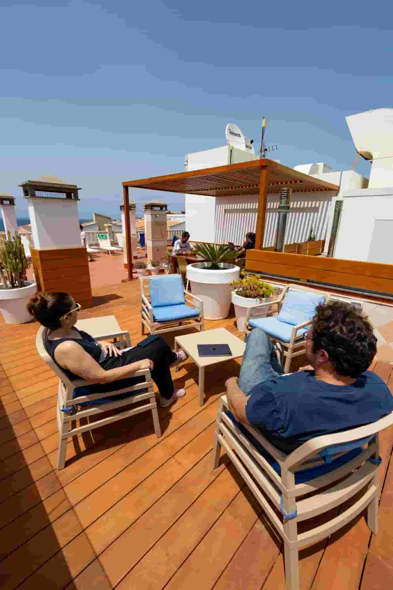 Coliving and Coworking by the Surf