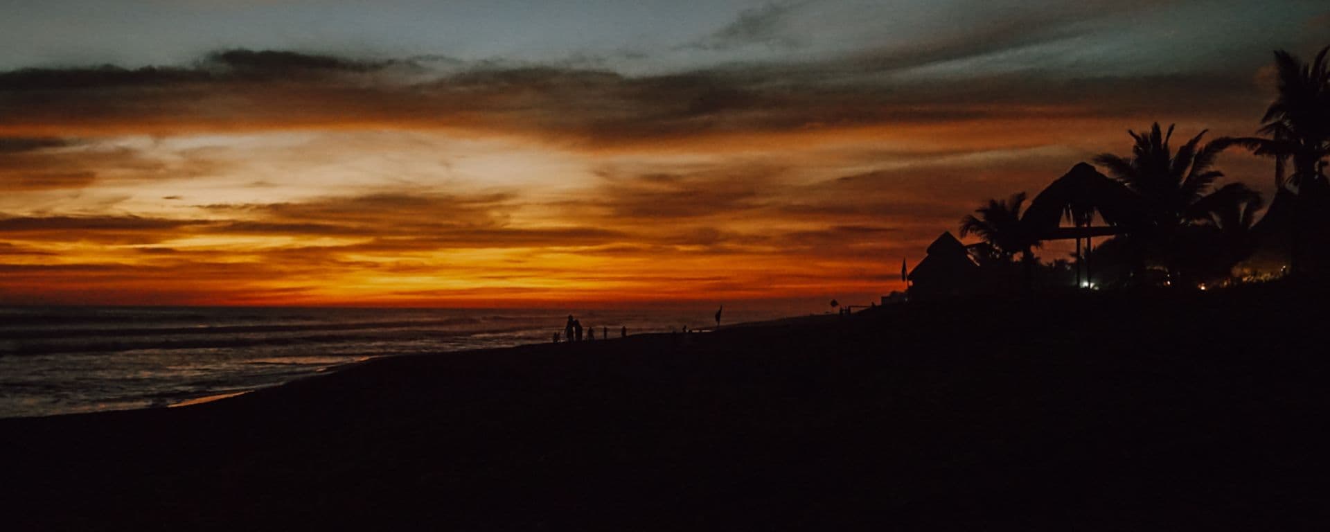 El Paredon (Guatemala) - Card Background Image