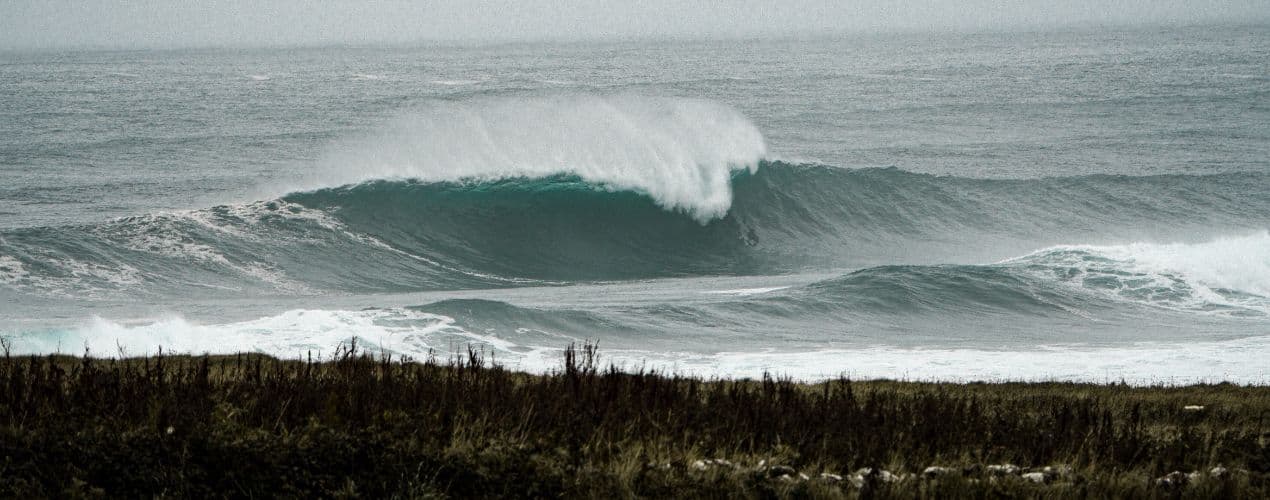 Bundoran (Ireland) - Card Background Image