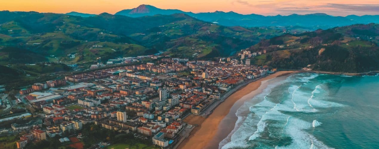 Zarautz (Spain) - Card Background Image