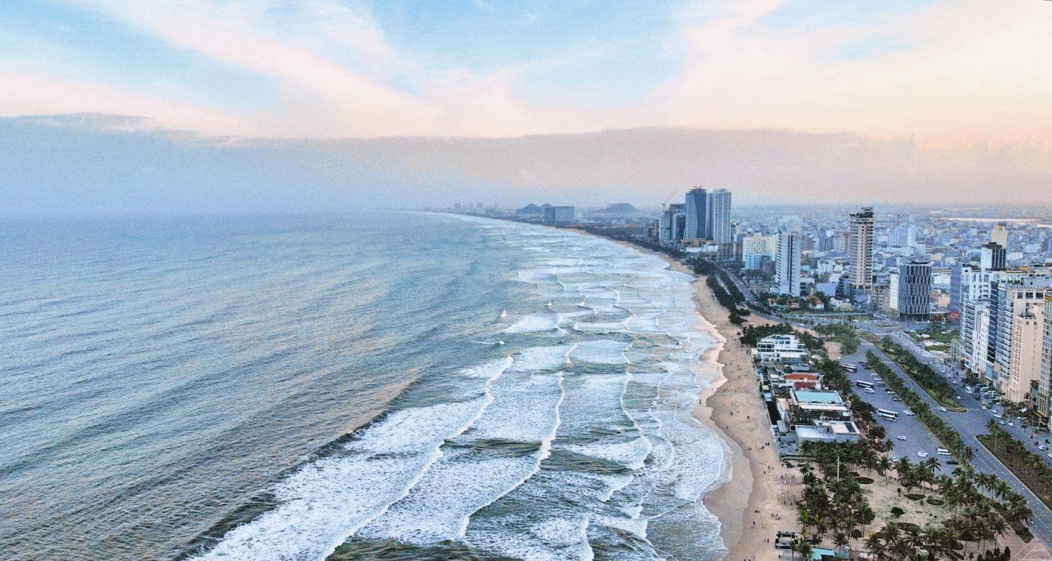 Da Nang (Vietnam) - Card Background Image