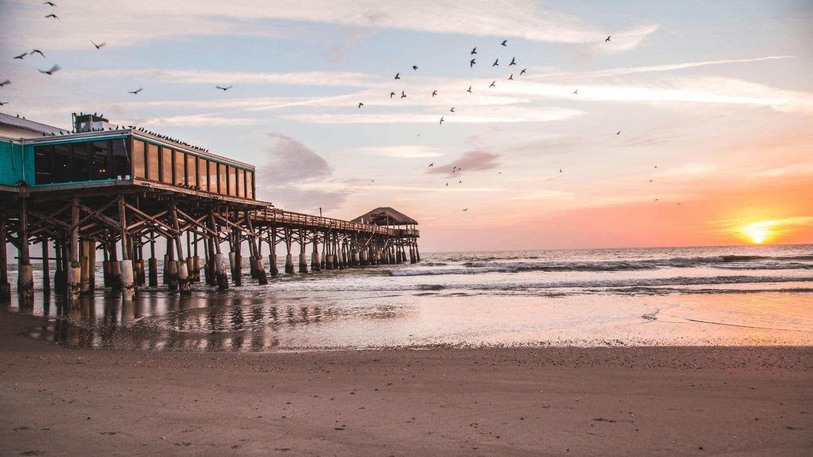 Cocoa Beach, Florida (United States) - Card Background Image